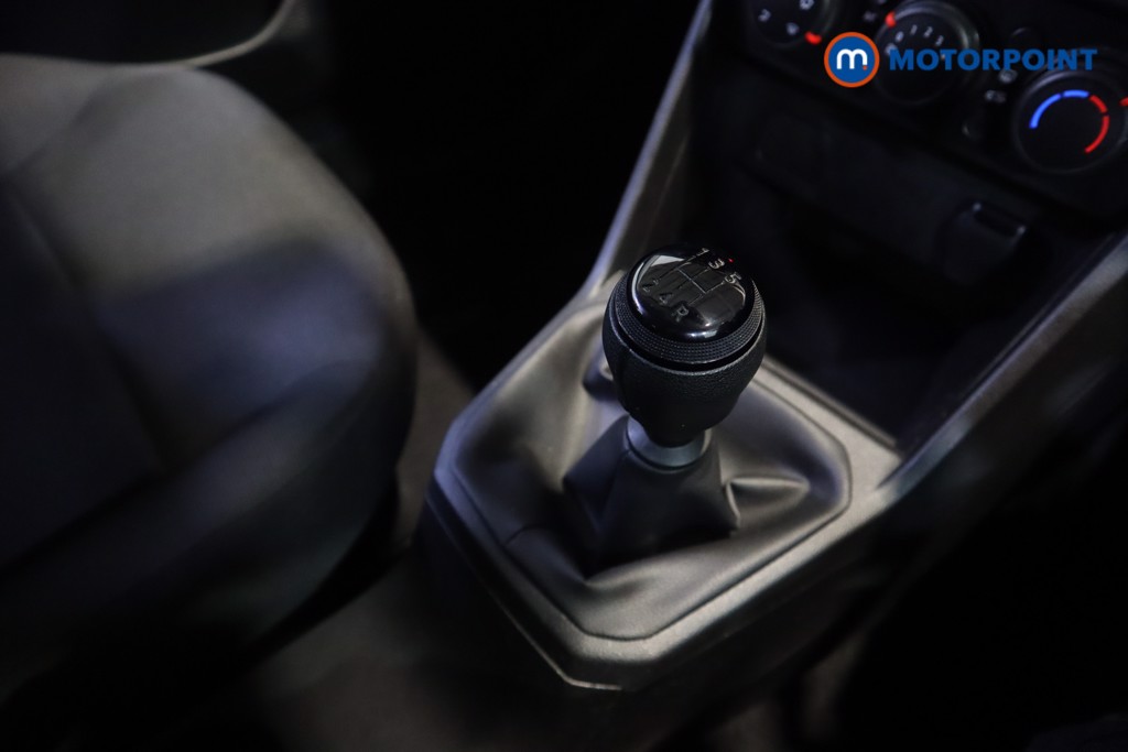 Dacia Sandero Essential Manual Petrol Hatchback - Stock Number (1601843) - 15th supplementary image