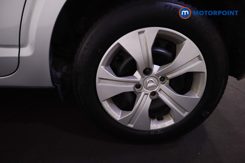 Dacia Sandero Essential Manual Petrol Hatchback - Stock Number (1601843) - 22nd supplementary image