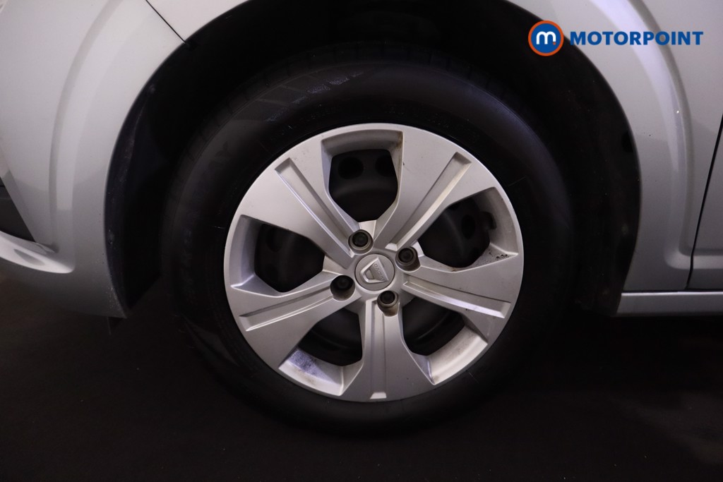 Dacia Sandero Essential Manual Petrol Hatchback - Stock Number (1601843) - 23rd supplementary image