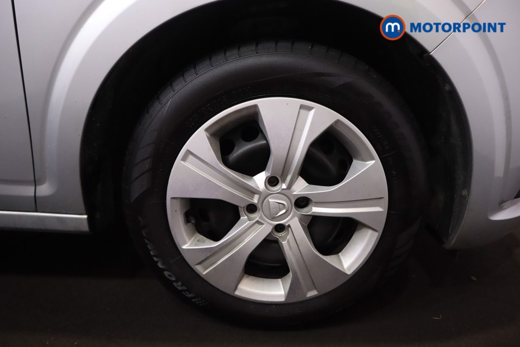 Dacia Sandero Essential Manual Petrol Hatchback - Stock Number (1601843) - 24th supplementary image