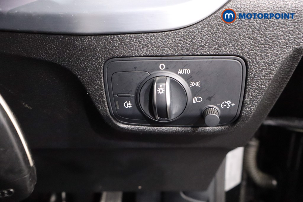 Audi Q2 Black Edition Manual Petrol SUV - Stock Number (1602122) - 20th supplementary image