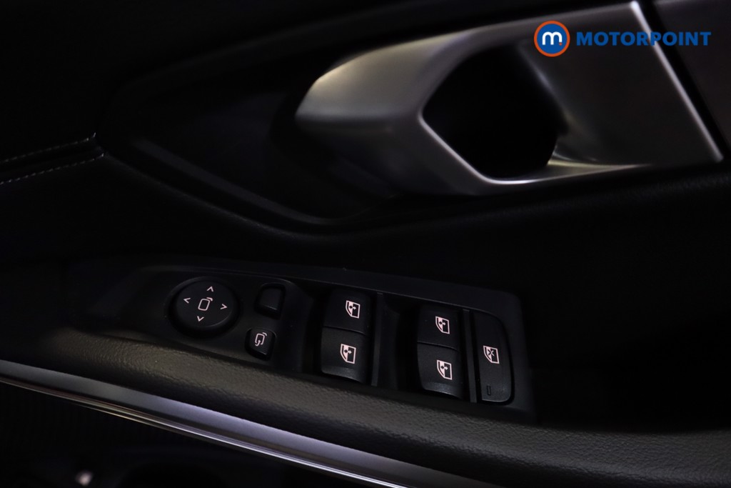 BMW 3 Series M Sport Automatic Petrol Plug-In Hybrid Estate - Stock Number (1602326) - 3rd supplementary image