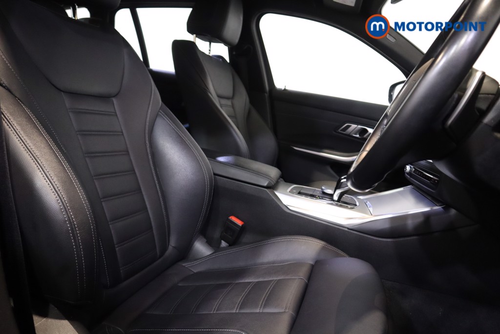 BMW 3 Series M Sport Automatic Petrol Plug-In Hybrid Estate - Stock Number (1602326) - 6th supplementary image