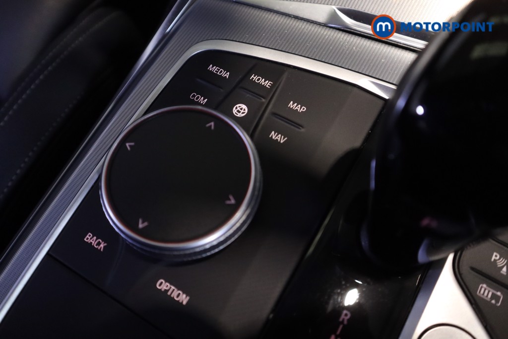 BMW 3 Series M Sport Automatic Petrol Plug-In Hybrid Estate - Stock Number (1602326) - 24th supplementary image