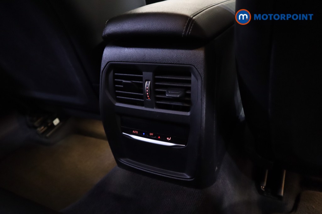 BMW 3 Series M Sport Automatic Petrol Plug-In Hybrid Estate - Stock Number (1602326) - 31st supplementary image