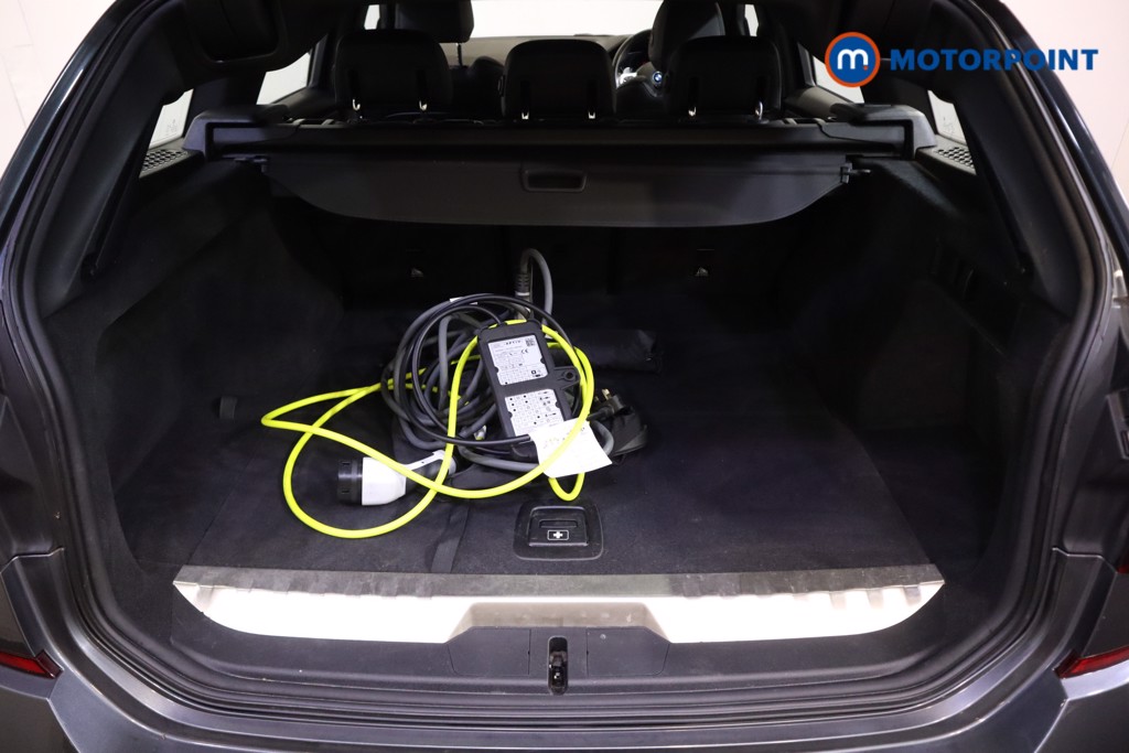 BMW 3 Series M Sport Automatic Petrol Plug-In Hybrid Estate - Stock Number (1602326) - 32nd supplementary image
