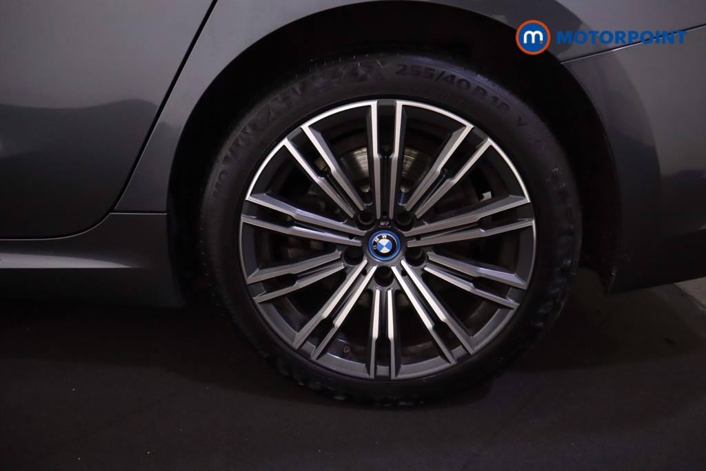 BMW 3 Series M Sport Automatic Petrol Plug-In Hybrid Estate - Stock Number (1602326) - 35th supplementary image