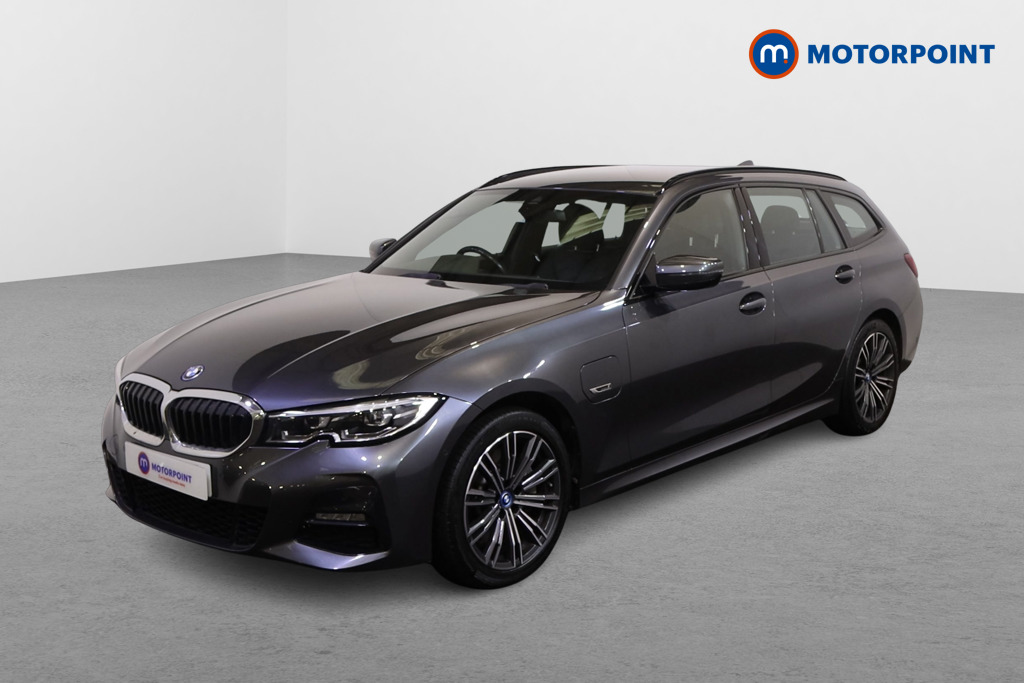 BMW 3 Series M Sport Automatic Petrol Plug-In Hybrid Estate - Stock Number (1602326) - Passenger side front corner
