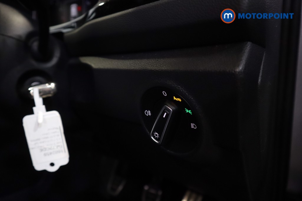 Volkswagen T-Roc R-Line Manual Petrol SUV - Stock Number (1602459) - 3rd supplementary image