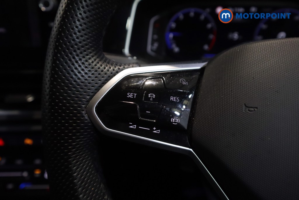 Volkswagen T-Roc R-Line Manual Petrol SUV - Stock Number (1602459) - 10th supplementary image