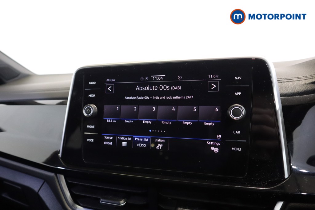 Volkswagen T-Roc R-Line Manual Petrol SUV - Stock Number (1602459) - 15th supplementary image