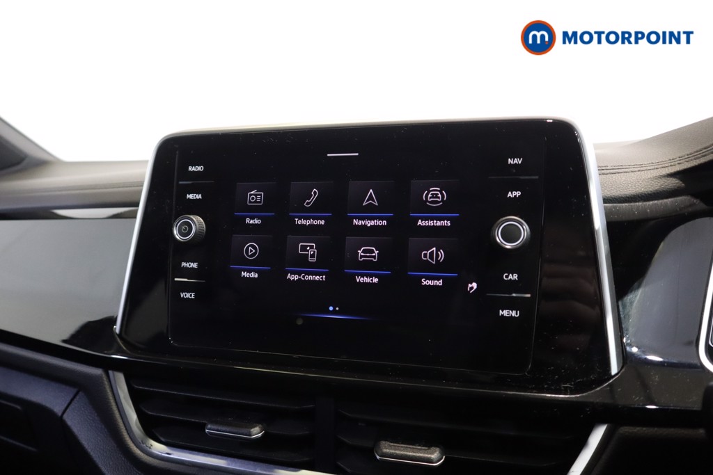 Volkswagen T-Roc R-Line Manual Petrol SUV - Stock Number (1602459) - 20th supplementary image