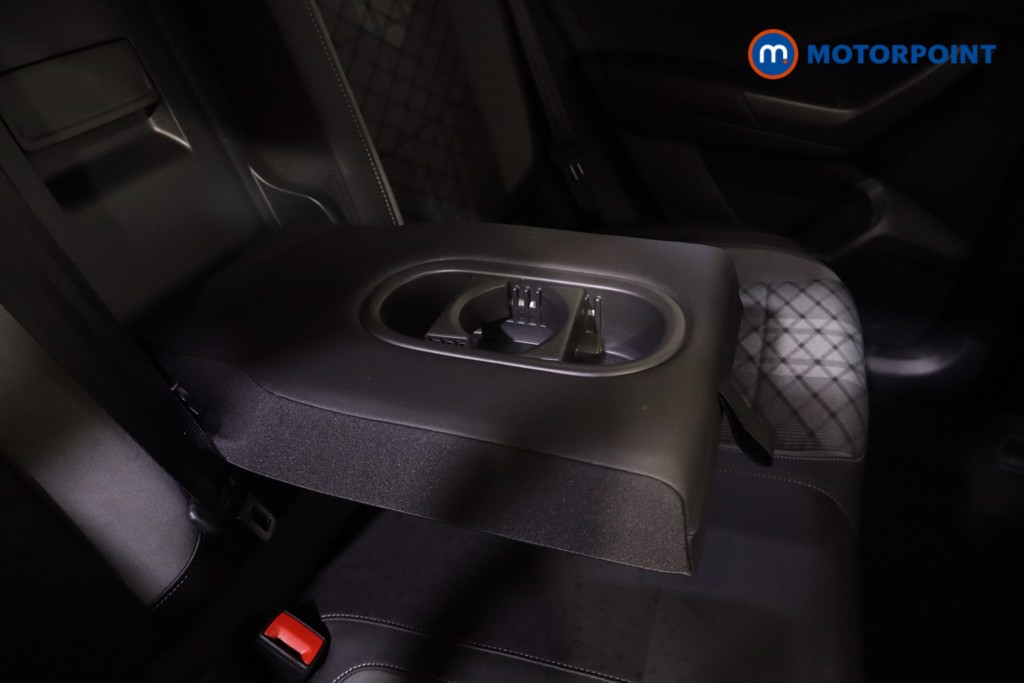 Volkswagen T-Roc R-Line Manual Petrol SUV - Stock Number (1602459) - 31st supplementary image