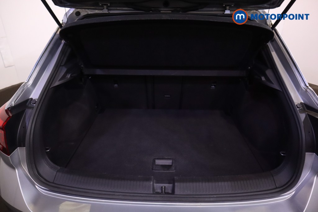 Volkswagen T-Roc R-Line Manual Petrol SUV - Stock Number (1602459) - 34th supplementary image