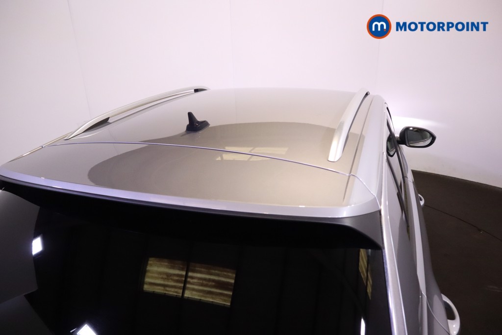 Volkswagen T-Roc R-Line Manual Petrol SUV - Stock Number (1602459) - 39th supplementary image