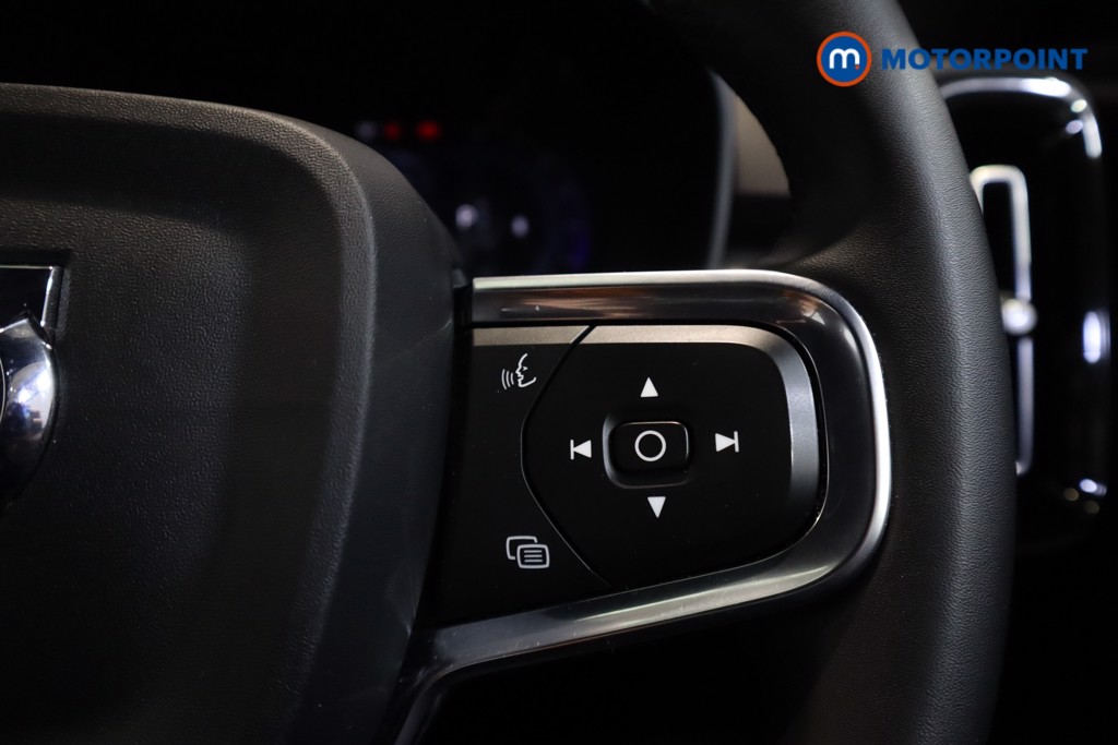 Volvo Xc40 Core Automatic Petrol SUV - Stock Number (1602562) - 8th supplementary image