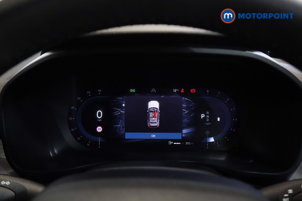 Volvo Xc40 Core Automatic Petrol SUV - Stock Number (1602562) - 9th supplementary image