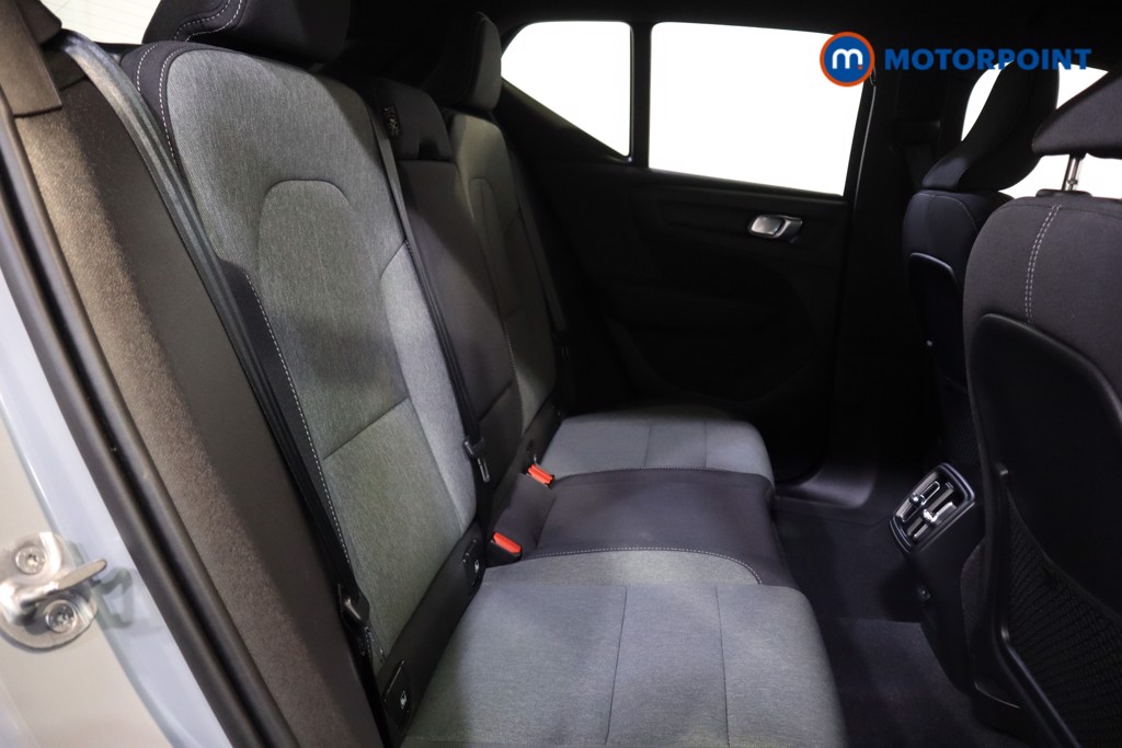 Volvo Xc40 Core Automatic Petrol SUV - Stock Number (1602562) - 22nd supplementary image