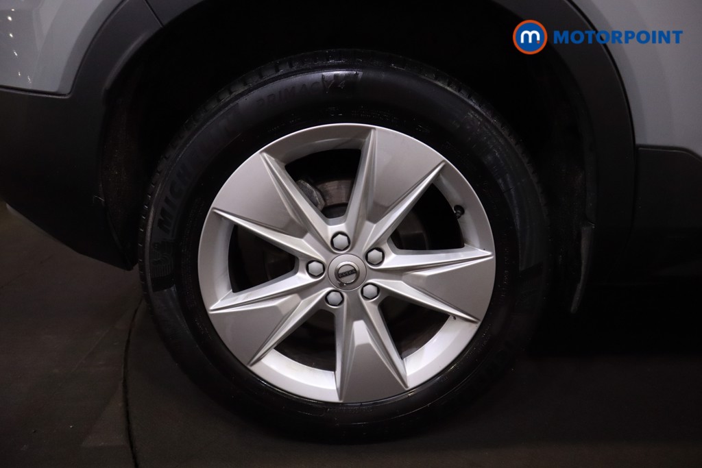 Volvo Xc40 Core Automatic Petrol SUV - Stock Number (1602562) - 26th supplementary image