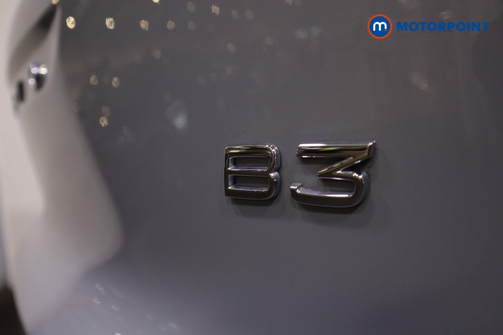 Volvo Xc40 Core Automatic Petrol SUV - Stock Number (1602562) - 32nd supplementary image