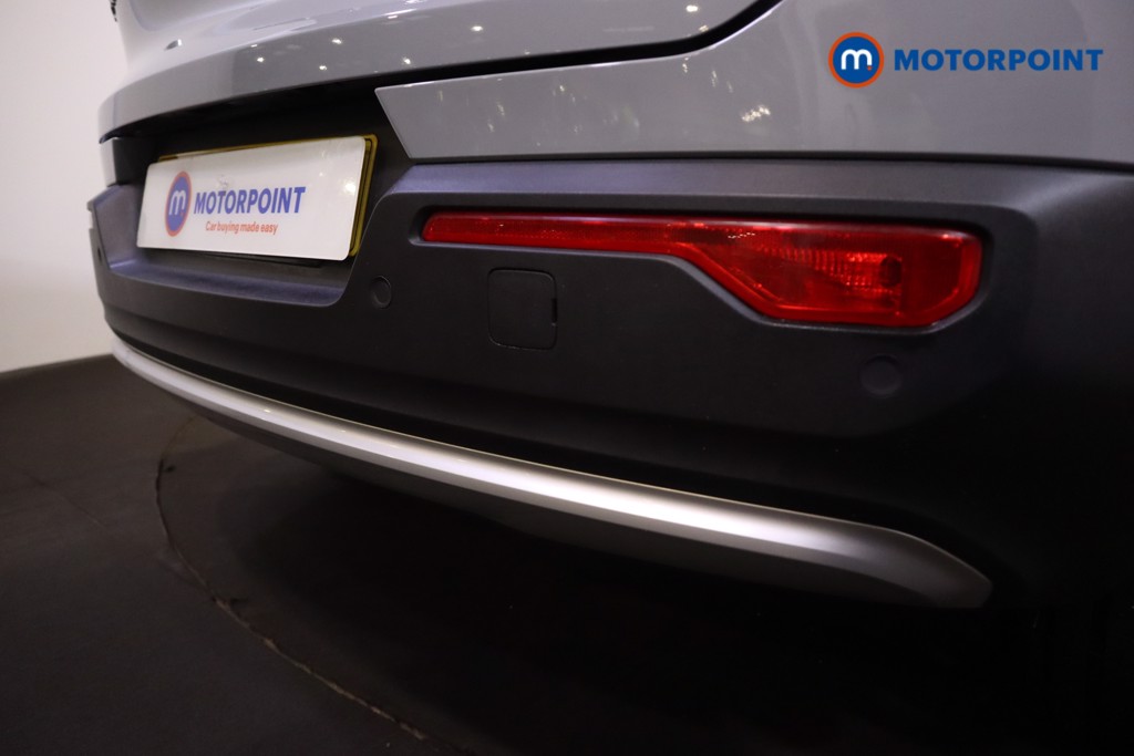 Volvo Xc40 Core Automatic Petrol SUV - Stock Number (1602562) - 33rd supplementary image