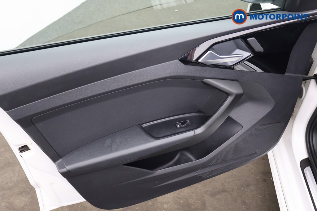 Audi A1 S Line Manual Petrol Hatchback - Stock Number (1602573) - 19th supplementary image