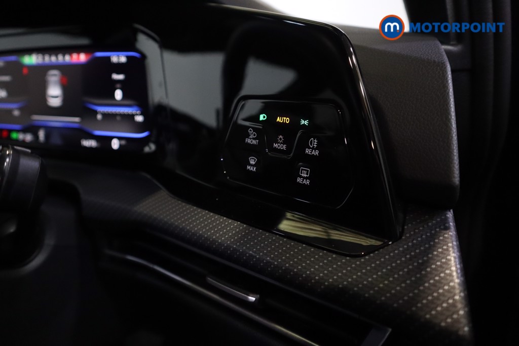 Volkswagen Golf R Automatic Petrol Hatchback - Stock Number (1602589) - 4th supplementary image