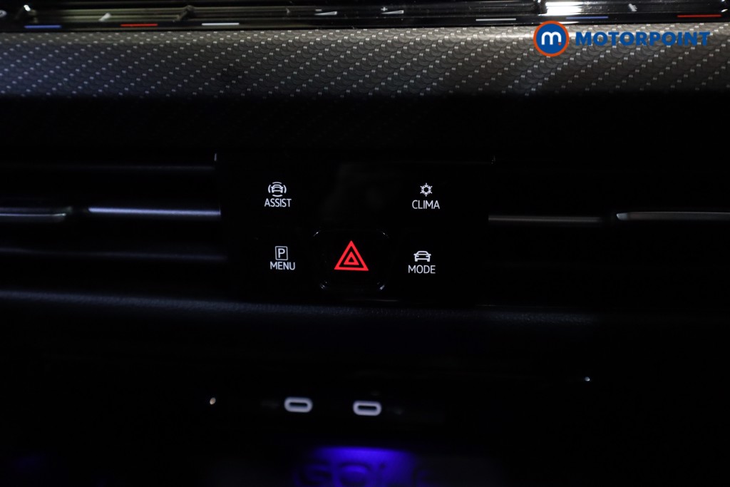 Volkswagen Golf R Automatic Petrol Hatchback - Stock Number (1602589) - 19th supplementary image