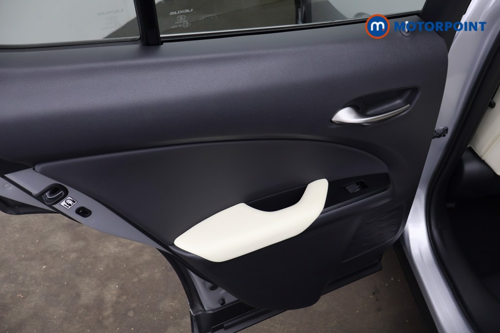 Lexus UX Takumi Automatic Petrol-Electric Hybrid SUV - Stock Number (1602692) - 17th supplementary image