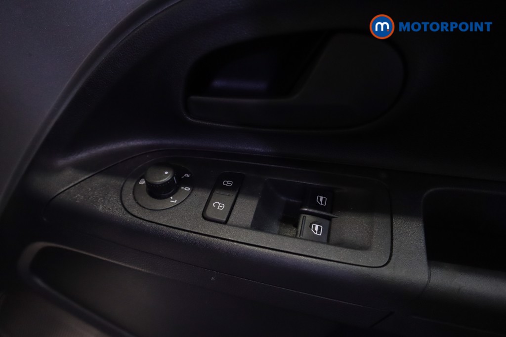 Volkswagen UP E-Up Automatic Electric Hatchback - Stock Number (1602809) - 3rd supplementary image