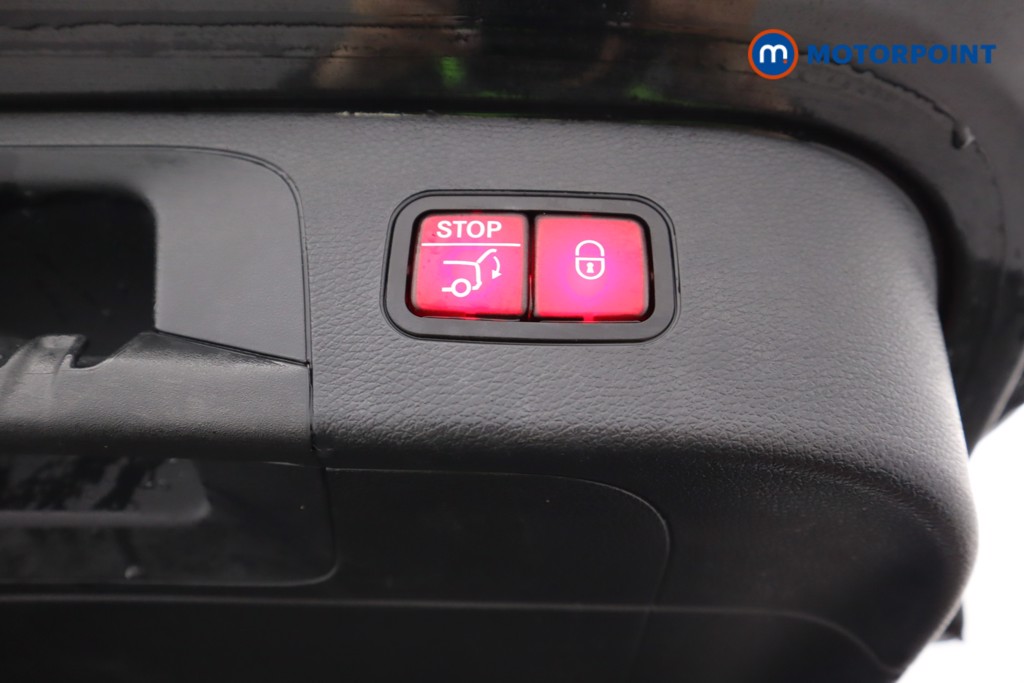 Mercedes-Benz EQC Amg Line Automatic Electric SUV - Stock Number (1603080) - 42nd supplementary image