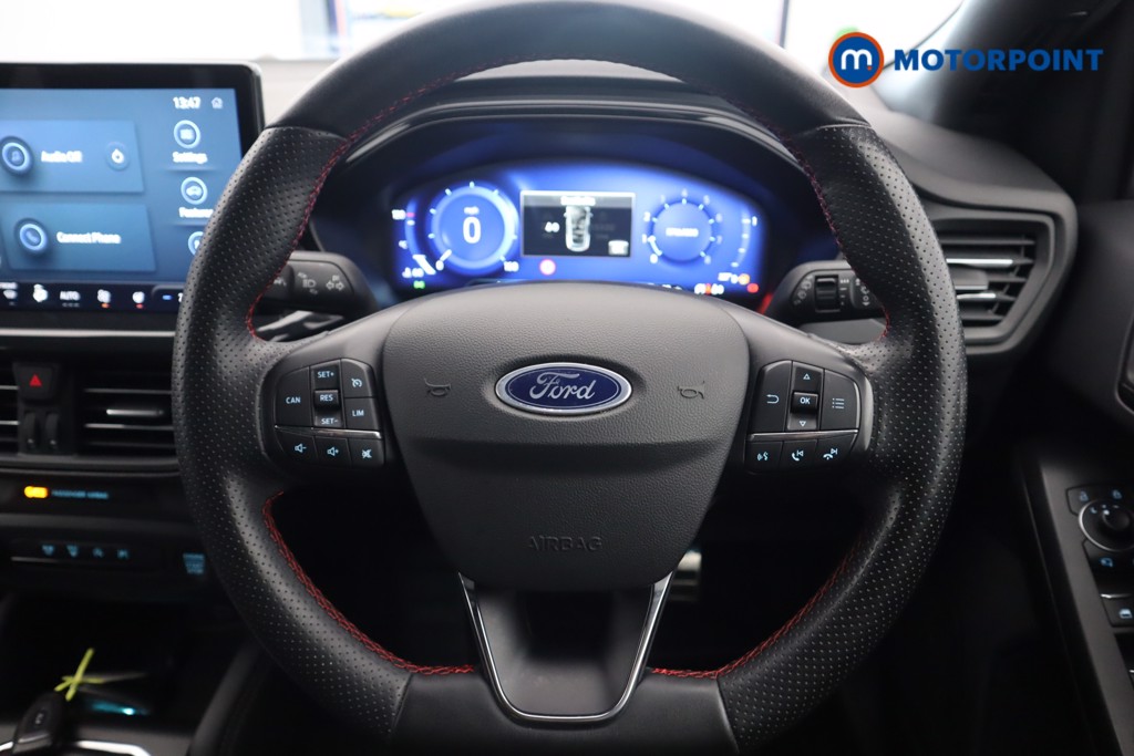 Ford Focus St-Line Vignale Manual Petrol Hatchback - Stock Number (1603310) - 3rd supplementary image