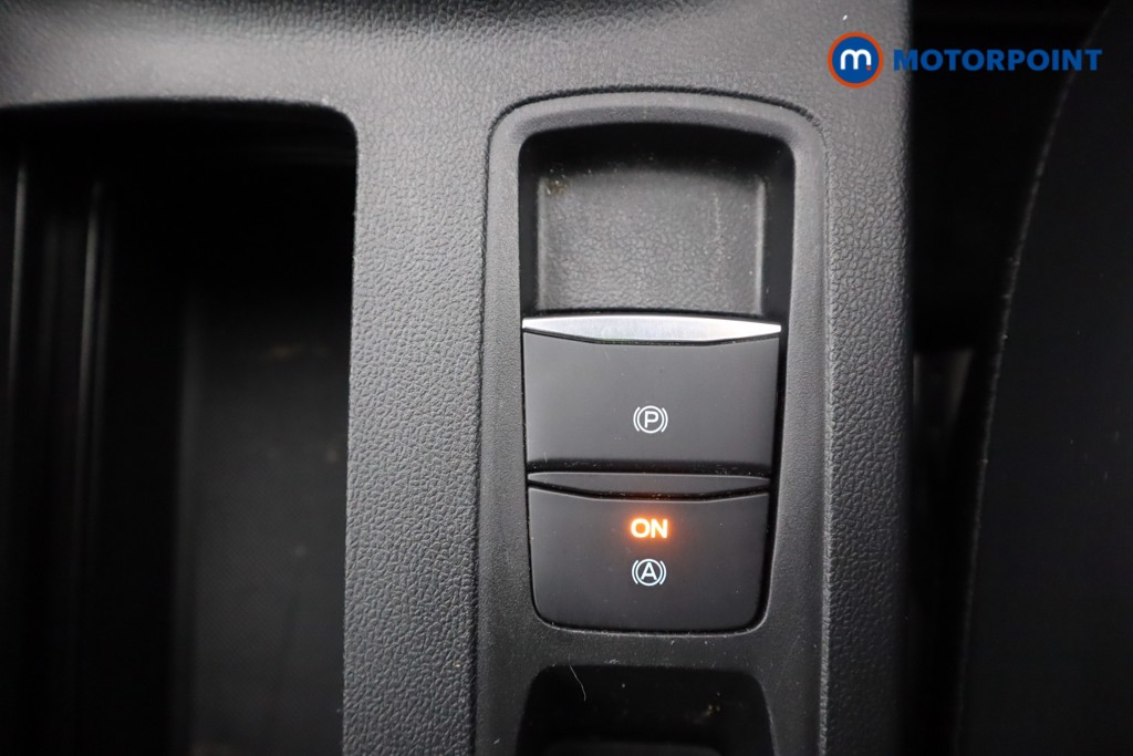 Ford Focus St-Line Vignale Manual Petrol Hatchback - Stock Number (1603310) - 16th supplementary image