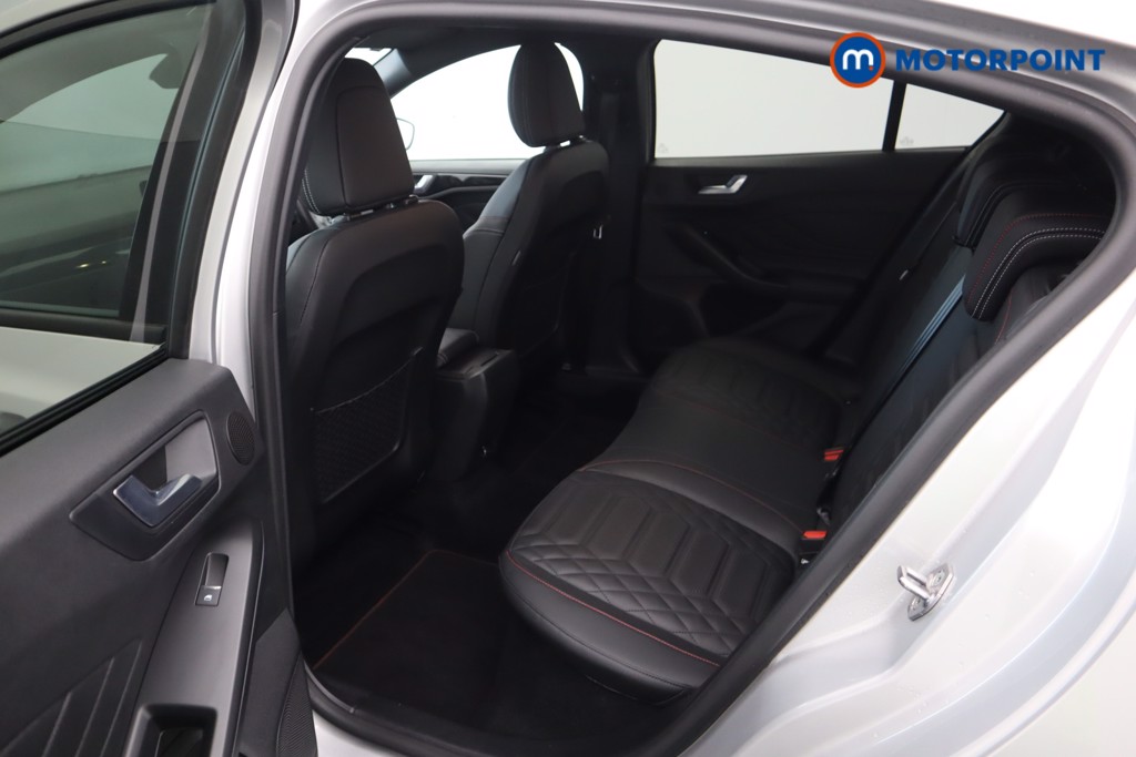 Ford Focus St-Line Vignale Manual Petrol Hatchback - Stock Number (1603310) - 30th supplementary image