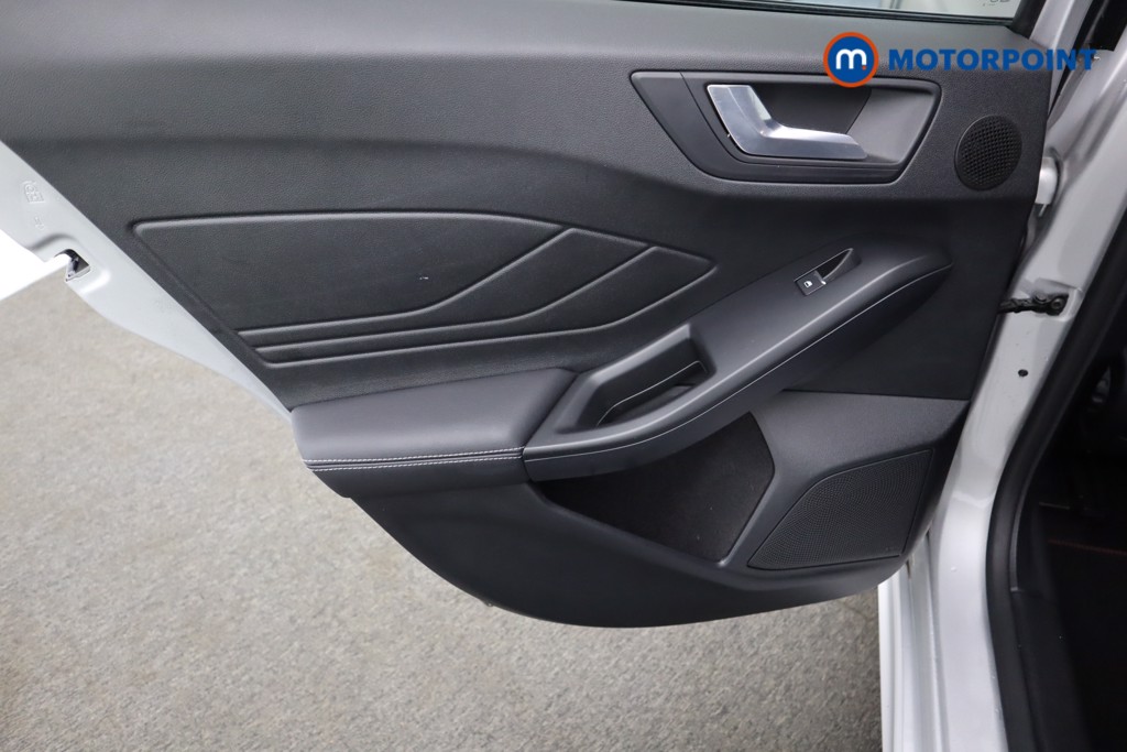 Ford Focus St-Line Vignale Manual Petrol Hatchback - Stock Number (1603310) - 31st supplementary image