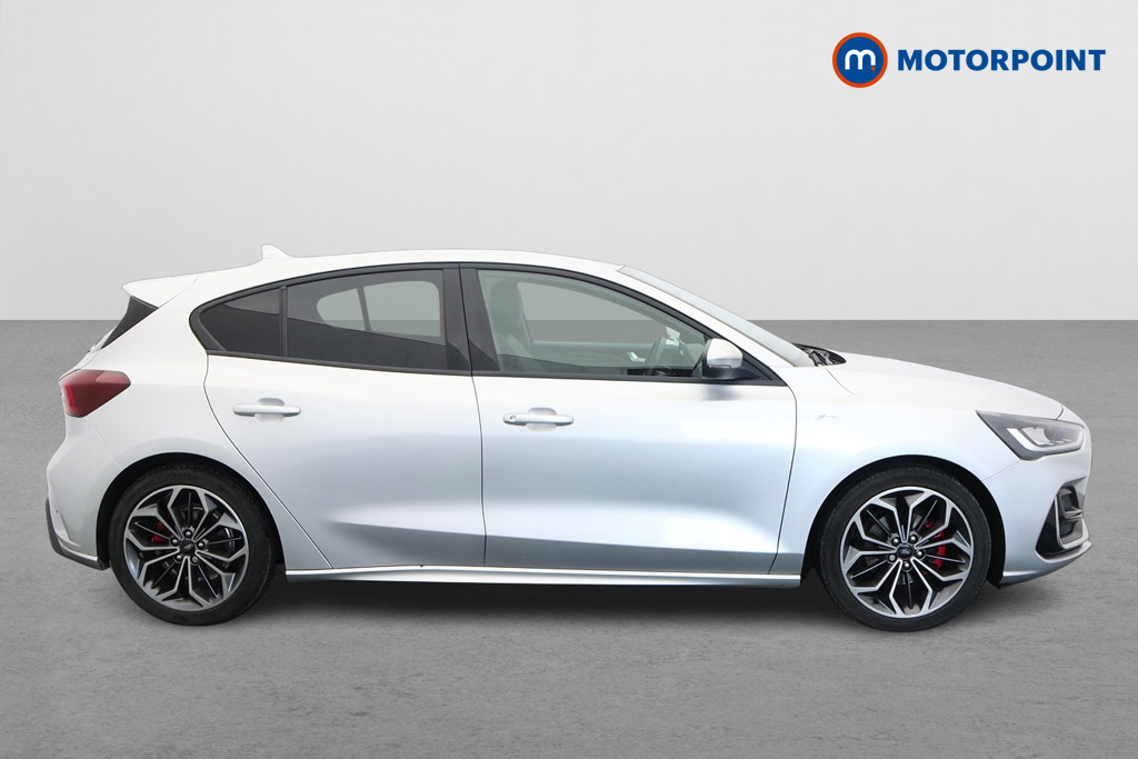 Ford Focus St-Line Vignale Manual Petrol Hatchback - Stock Number (1603310) - Drivers side