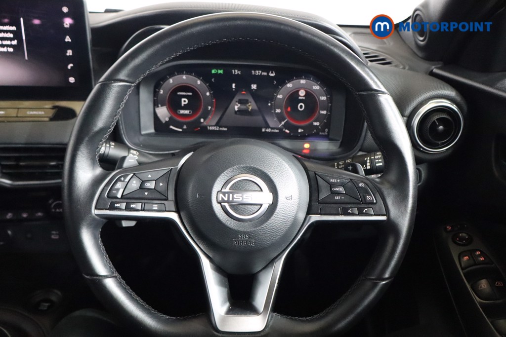 Nissan Juke N-Connecta Automatic Petrol SUV - Stock Number (1575758) - 1st supplementary image