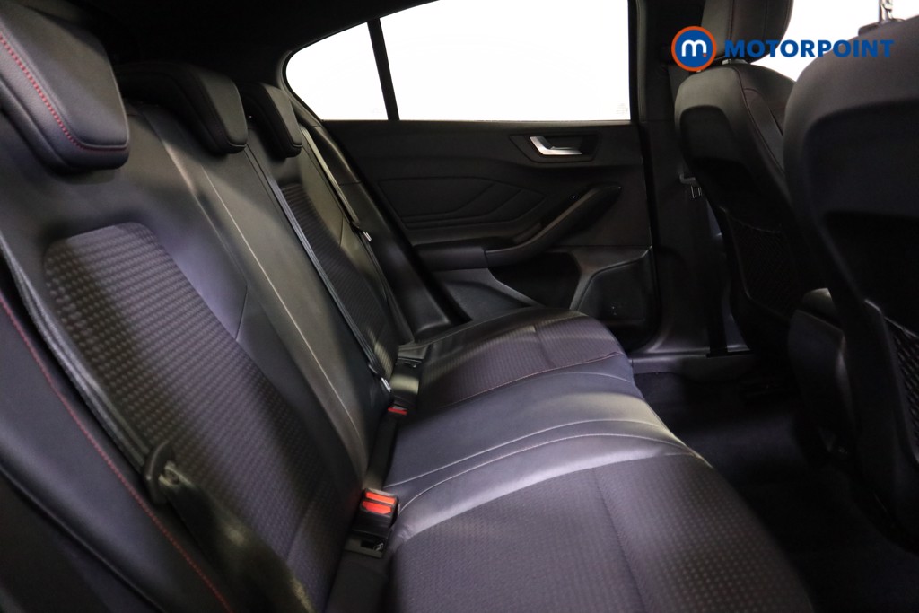 Ford Focus St-Line X Manual Petrol Hatchback - Stock Number (1577985) - 17th supplementary image