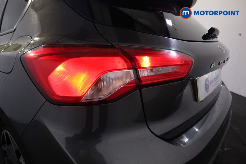 Ford Focus St-Line X Manual Petrol Hatchback - Stock Number (1577985) - 26th supplementary image