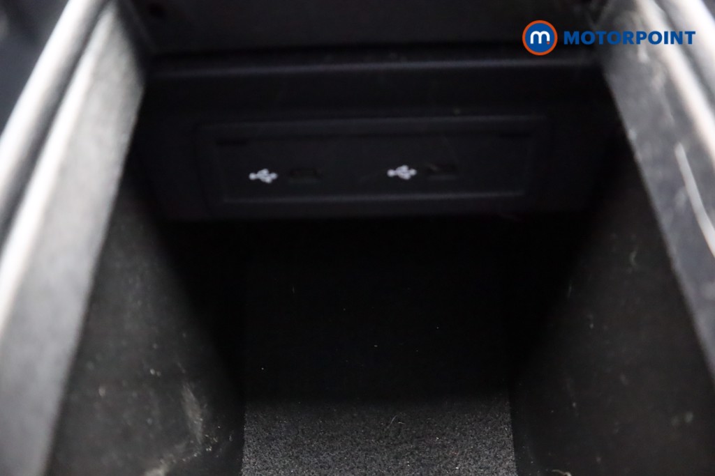 Mercedes-Benz CLA Amg Line Automatic Petrol Coupe - Stock Number (1581686) - 17th supplementary image