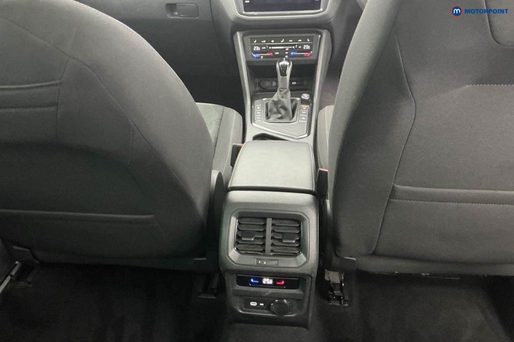 Volkswagen Tiguan Elegance Automatic Petrol SUV - Stock Number (1586262) - 10th supplementary image