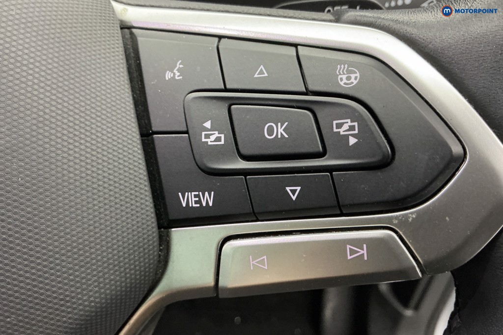 Volkswagen Tiguan Elegance Automatic Petrol SUV - Stock Number (1586262) - 21st supplementary image