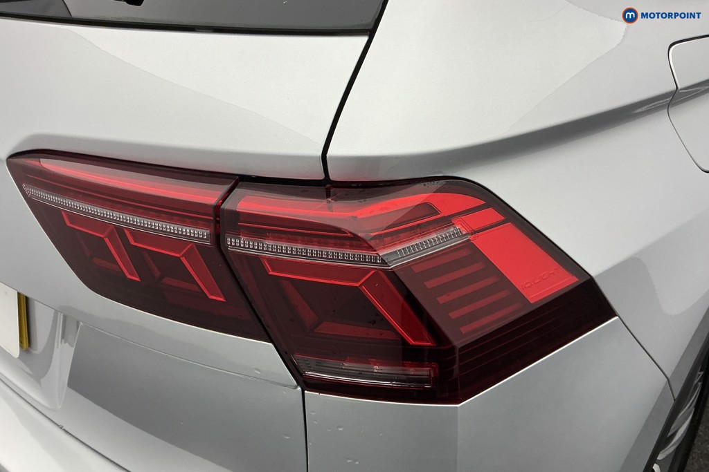 Volkswagen Tiguan Elegance Automatic Petrol SUV - Stock Number (1586262) - 31st supplementary image