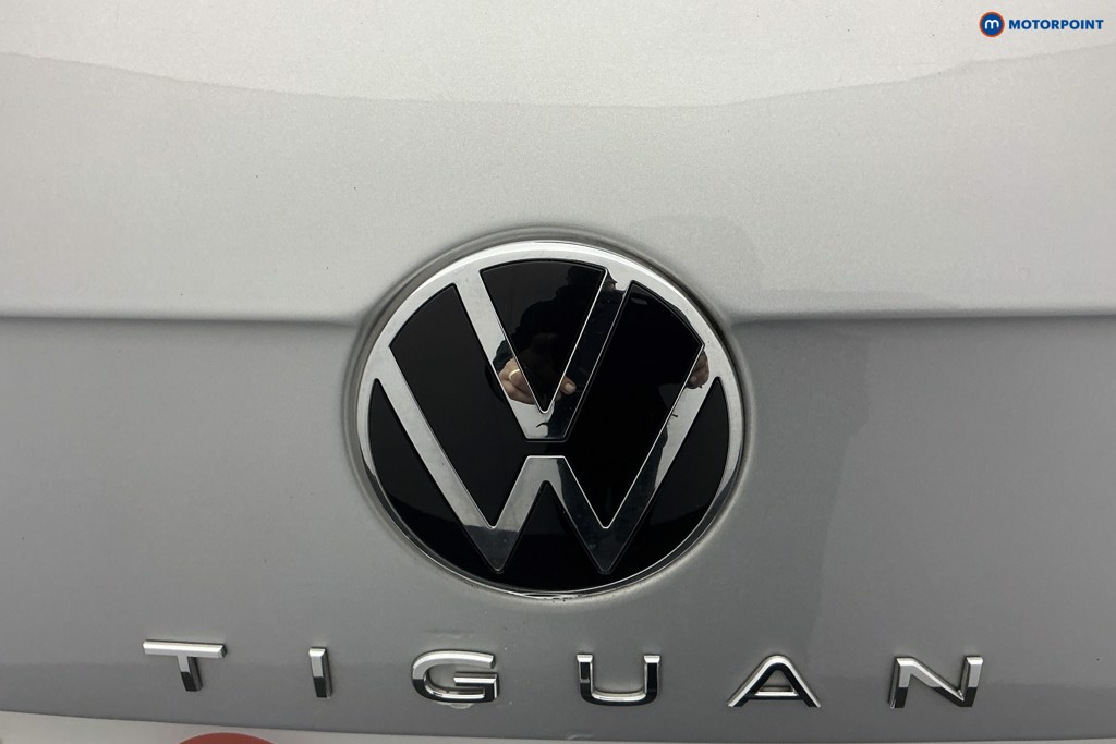 Volkswagen Tiguan Elegance Automatic Petrol SUV - Stock Number (1586262) - 32nd supplementary image