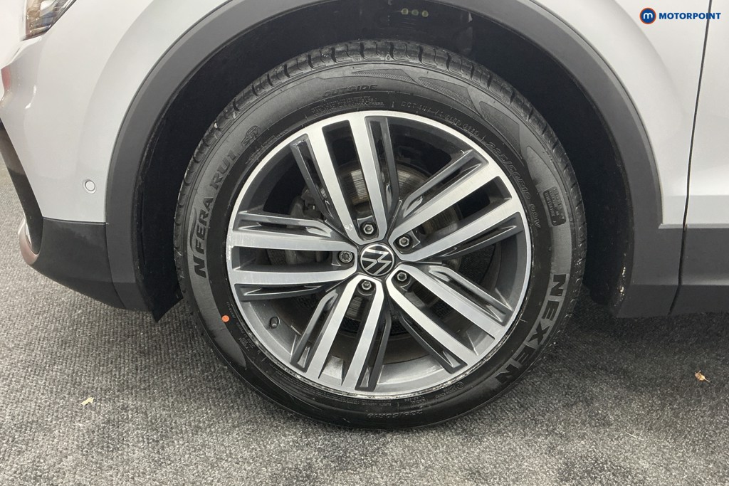 Volkswagen Tiguan Elegance Automatic Petrol SUV - Stock Number (1586262) - 33rd supplementary image