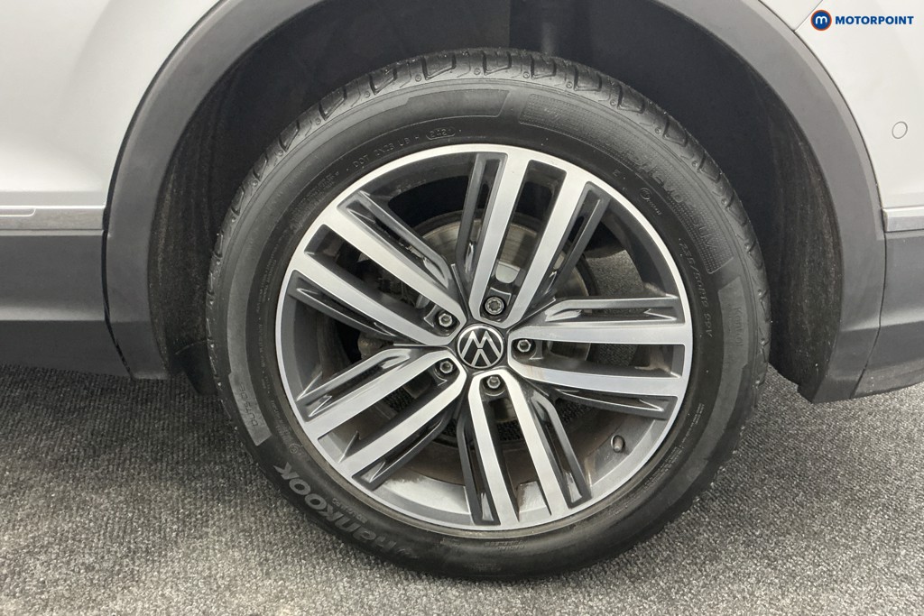 Volkswagen Tiguan Elegance Automatic Petrol SUV - Stock Number (1586262) - 34th supplementary image