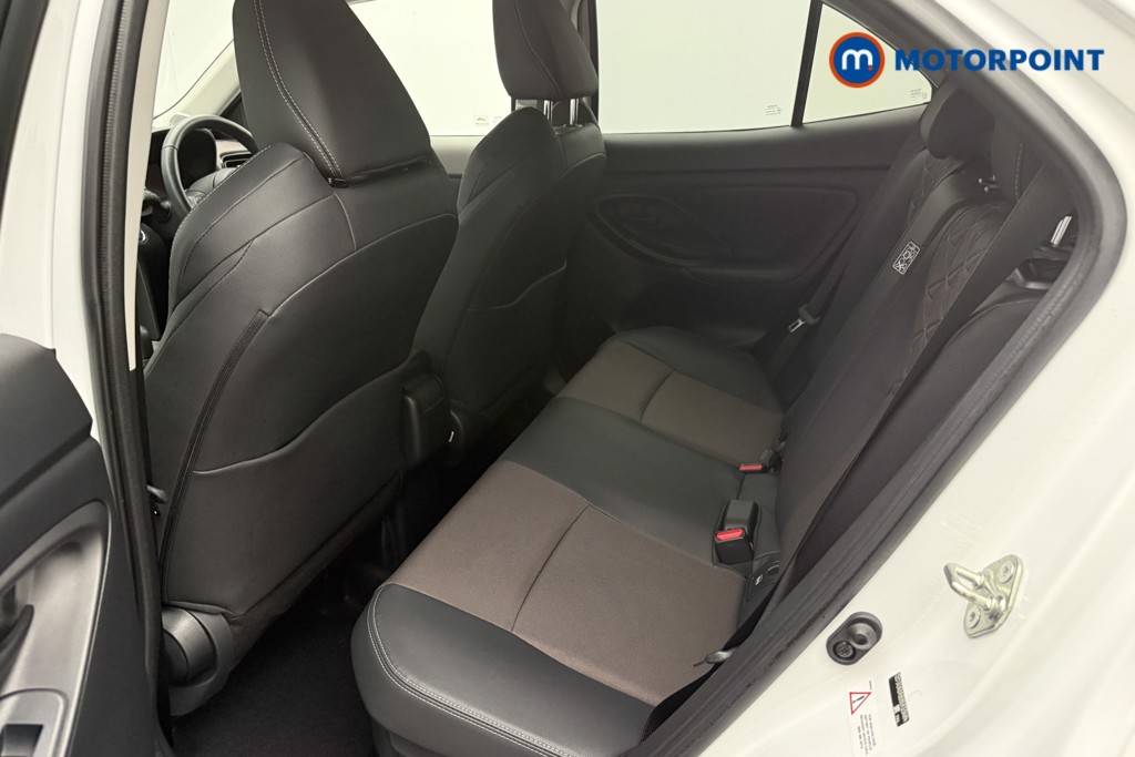 Toyota Yaris Cross Excel Automatic Petrol-Electric Hybrid Estate - Stock Number (1587022) - 4th supplementary image