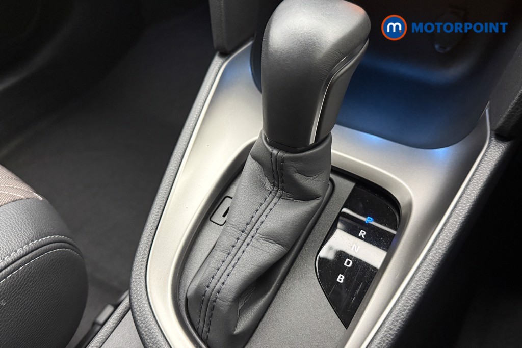 Toyota Yaris Cross Excel Automatic Petrol-Electric Hybrid Estate - Stock Number (1587022) - 15th supplementary image