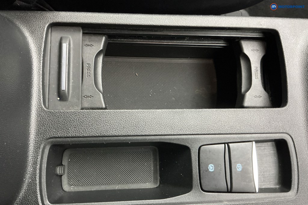 Ford Kuga St-Line Edition Manual Diesel SUV - Stock Number (1587457) - 16th supplementary image