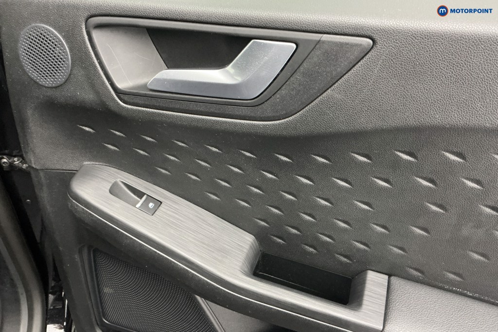 Ford Kuga St-Line Edition Manual Diesel SUV - Stock Number (1587457) - 27th supplementary image